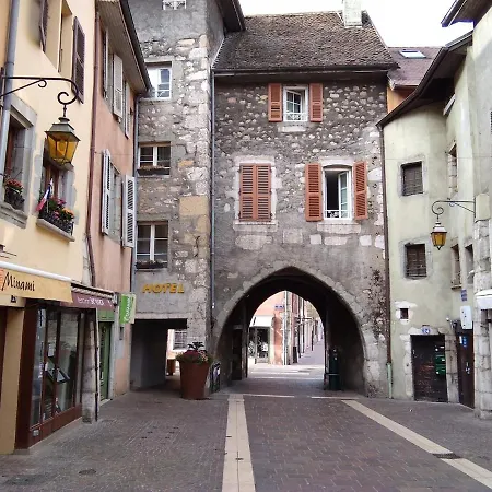 Le41annecy T2 40m2 Old Town Private Parking Apartment *